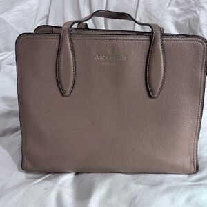 Kate Spade purse, tan, great condition, lightly used, reg price $400